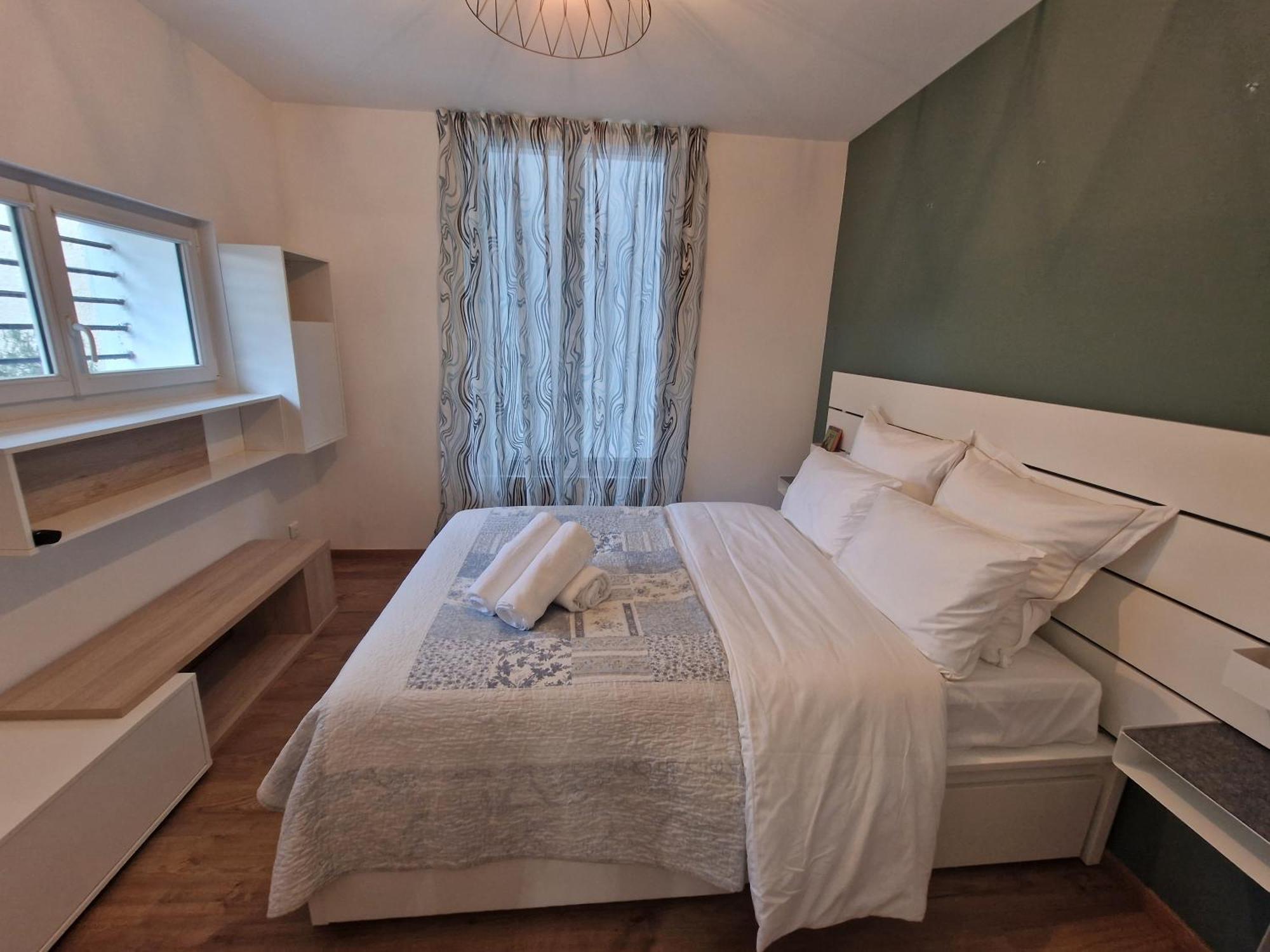 Maison D'Hotes Avec 3 Appartements Et Un Studio Viry-Châtillon Exterior foto